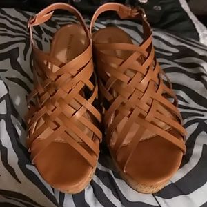 PRICE REDUCED!! Pierre Dumas Brown Size 8 Sandal